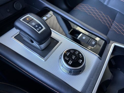 Used 2023 Mitsubishi Outlander SEL 40th Anniversary image 25