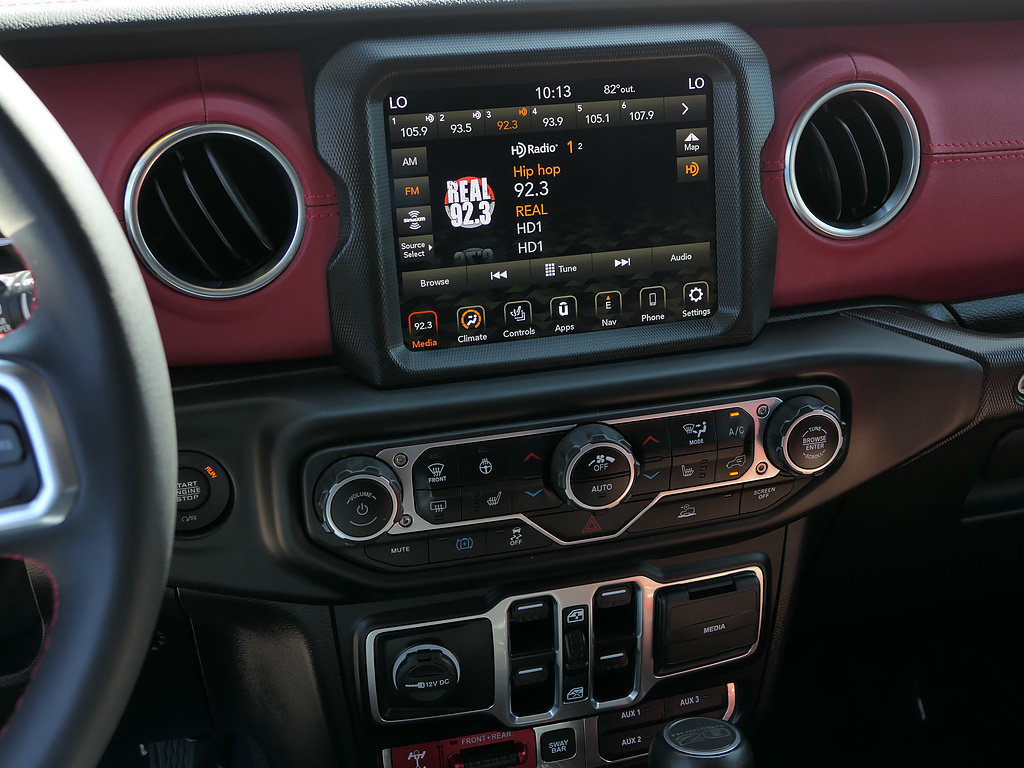 Used 2023 Jeep Wrangler Unlimited Rubicon 4xe AWD/4WD image 20