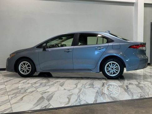 Used 2022 Toyota Corolla LE FWD image 9