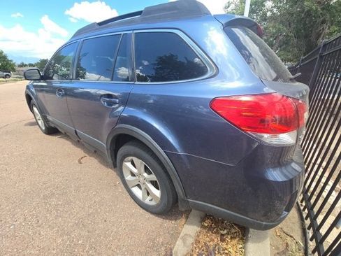 Used 2014 Subaru Outback 2.5i Limited AWD/4WD image 5