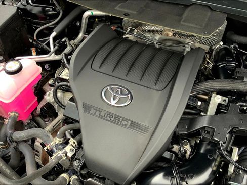 Used 2024 Toyota Grand Highlander Platinum image 37