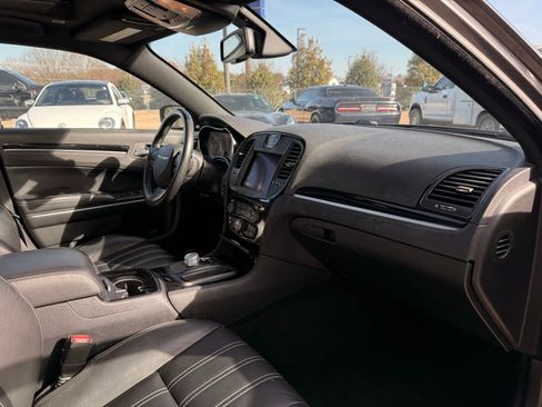Used 2023 Chrysler 300 S image 20