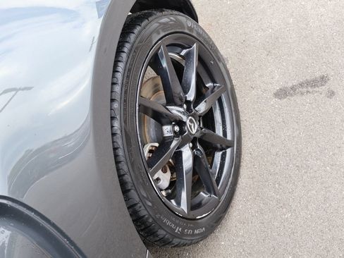 Used 2019 MAZDA MX-5 Miata RF Club RWD image 32