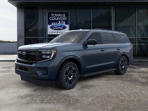 New 2026 Ford Expedition Active AWD/4WD image 2