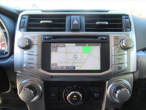 Used 2016 Toyota 4Runner SR5 image 21