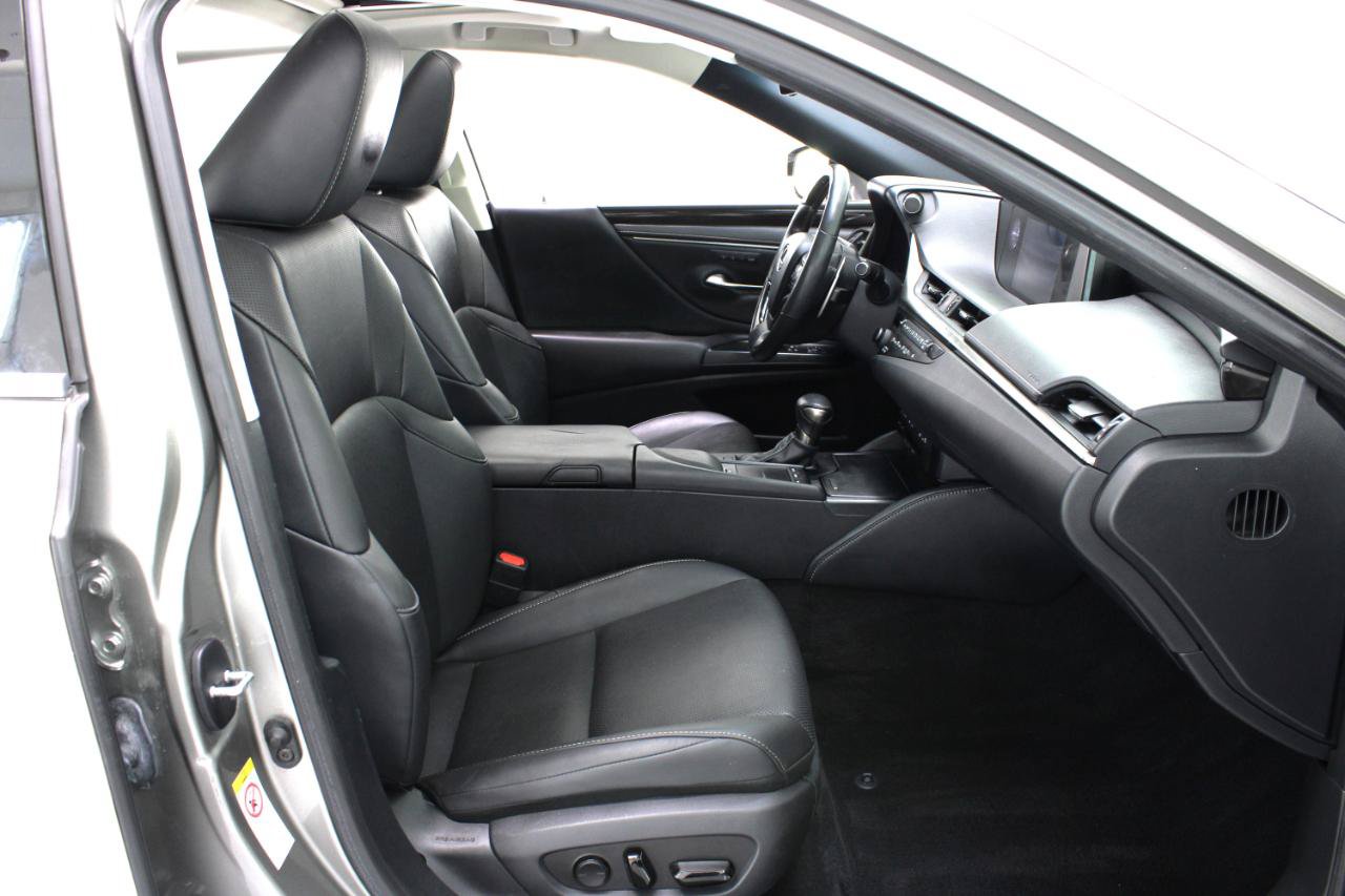 Used 2019 Lexus ES 350 w/ Premium Package FWD image 43