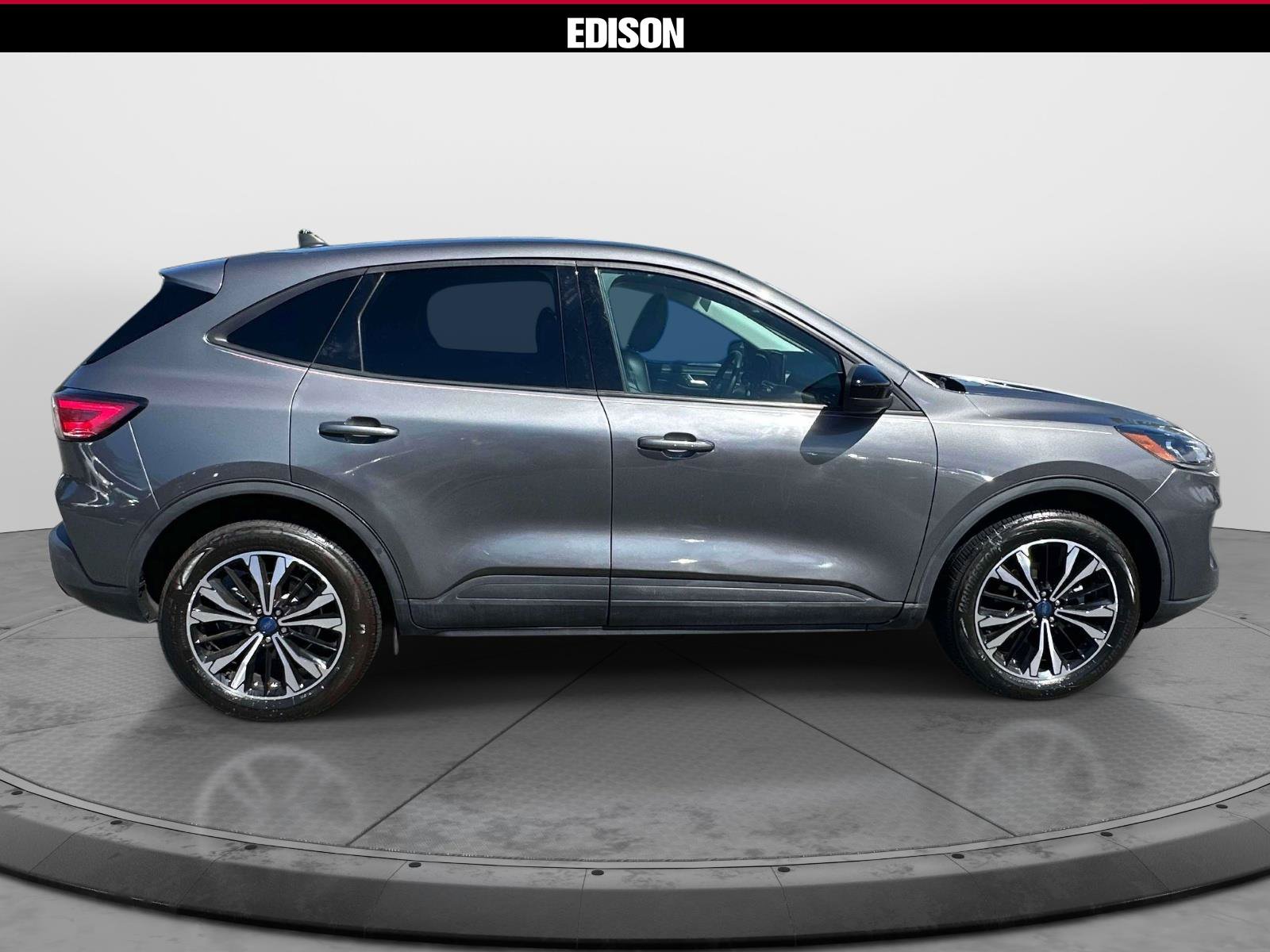 Used 2022 Ford Escape SEL w/ SEL Stealth AWD Package image 3