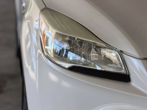 Used 2014 Ford Escape SE w/ Equipment Group 201A FWD image 10