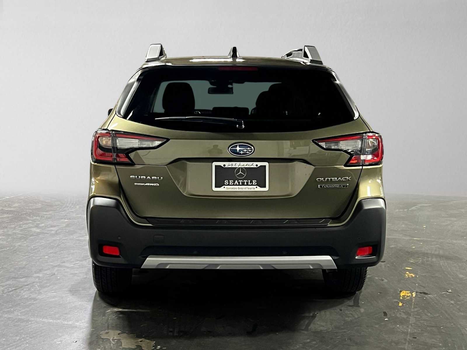 Used 2025 Subaru Outback Touring XT AWD/4WD image 4