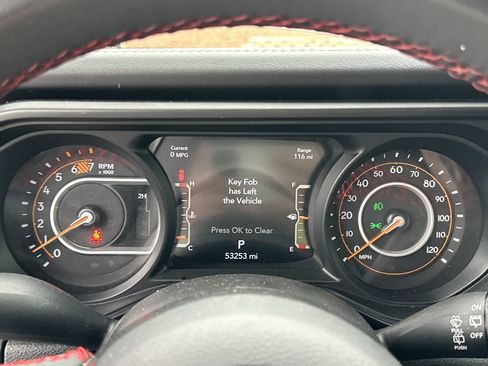 Used 2024 Jeep Wrangler Unlimited Rubicon AWD/4WD image 13