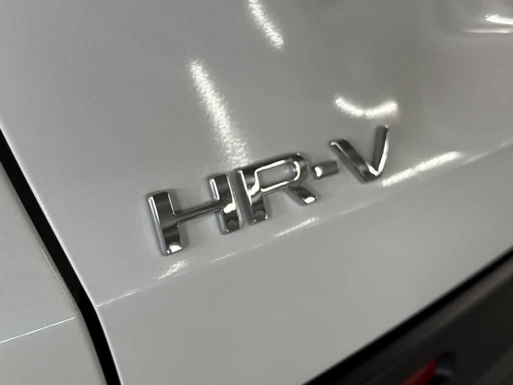 Used 2026 Honda HR-V LX image 11