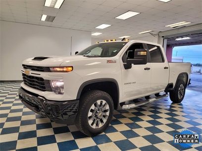 Used 2025 Chevrolet Silverado 2500 Custom w/ Custom Value Package