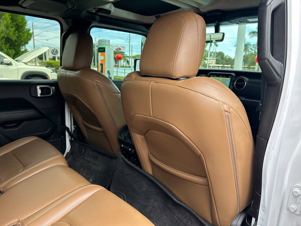 Used 2022 Jeep Gladiator Overland AWD/4WD image 44