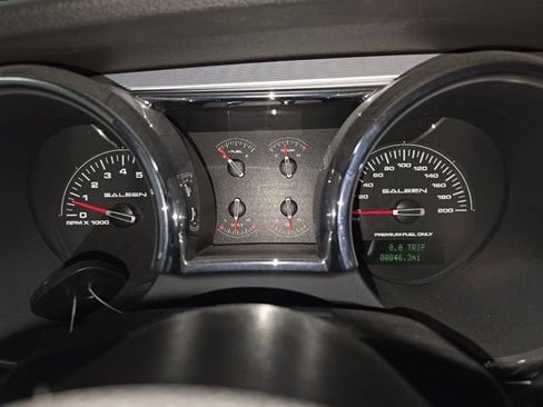Used 2006 Ford Mustang GT RWD image 22