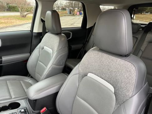 Used 2025 Ford Bronco Sport Badlands image 17