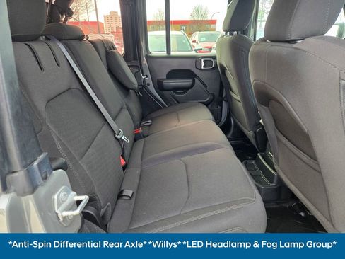 Used 2023 Jeep Wrangler Unlimited w/ Cold Weather Group image 16