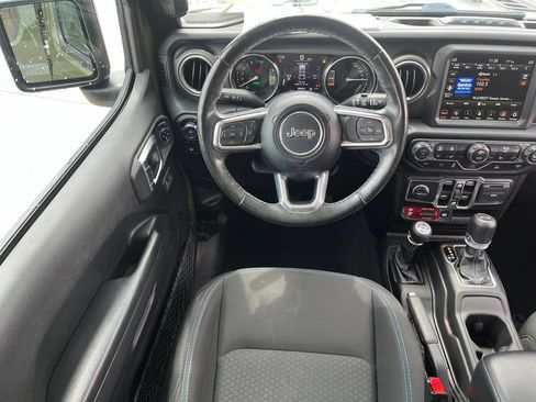 Used 2023 Jeep Wrangler Unlimited Rubicon 4xe w/ Cold Weather Group AWD/4WD image 12