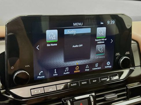 Used 2024 Nissan Pathfinder Platinum w/ Cargo Package FWD image 14