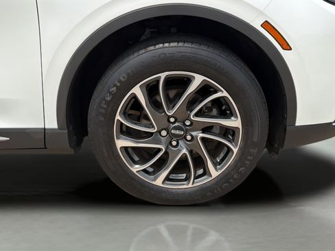Used 2020 Lincoln Corsair FWD w/ Equipment Group 101A image 13
