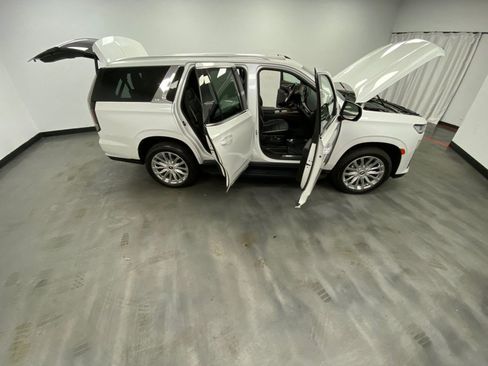Used 2023 Cadillac Escalade Premium Luxury w/ LPO, Floor Liner Package AWD/4WD image 55