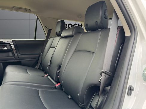 Used 2024 Toyota 4Runner TRD Off-Road Premium w/ Off Road Premium Plus Package AWD/4WD image 18