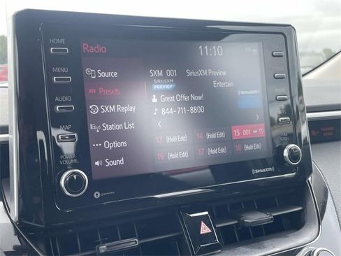 Used 2021 Toyota Corolla LE image 17