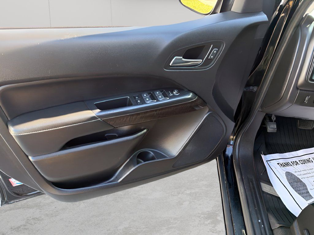 Used 2020 GMC Canyon SLE w/ Elevation Edition RWD image 15
