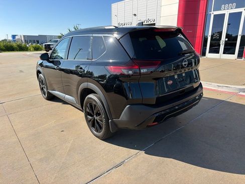 Used 2023 Nissan Rogue SV w/ SV Premium B Package AWD/4WD image 3