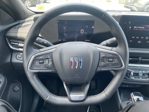 Used 2024 Buick Envista Preferred w/ Convenience I Package FWD image 26