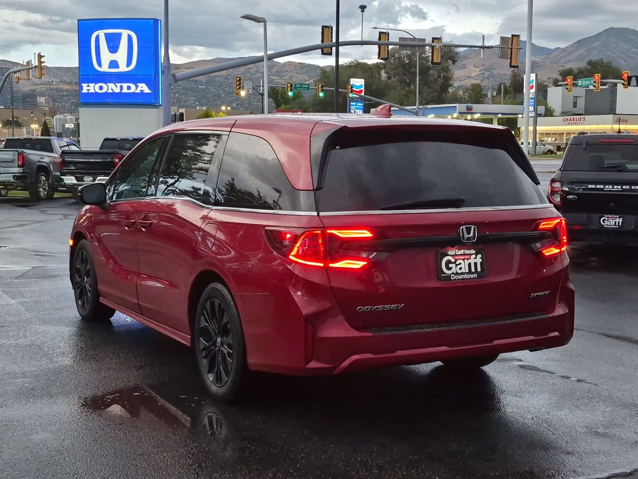 Used 2025 Honda Odyssey Sport-L image 8