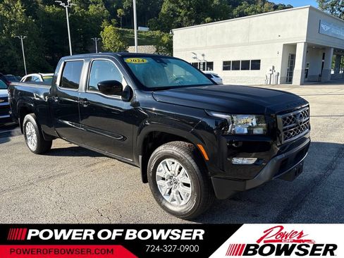 Used 2024 Nissan Frontier SV w/ Technology Package AWD/4WD image 7