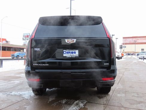 Used 2023 Cadillac Escalade Sport image 7