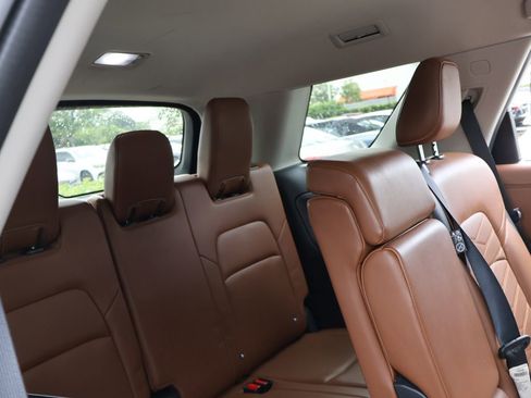 Used 2024 Nissan Pathfinder Platinum w/ Cargo Package AWD/4WD image 36