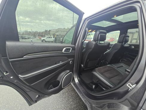 Used 2021 Jeep Grand Cherokee SRT AWD/4WD image 12