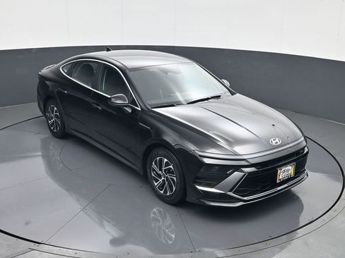 New 2026 Hyundai Sonata Blue FWD image 15