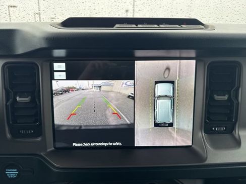 Used 2023 Ford Bronco Outer Banks AWD/4WD image 41