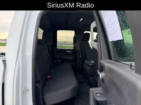 Used 2021 Chevrolet Silverado 2500 Custom w/ Custom Value Package image 10