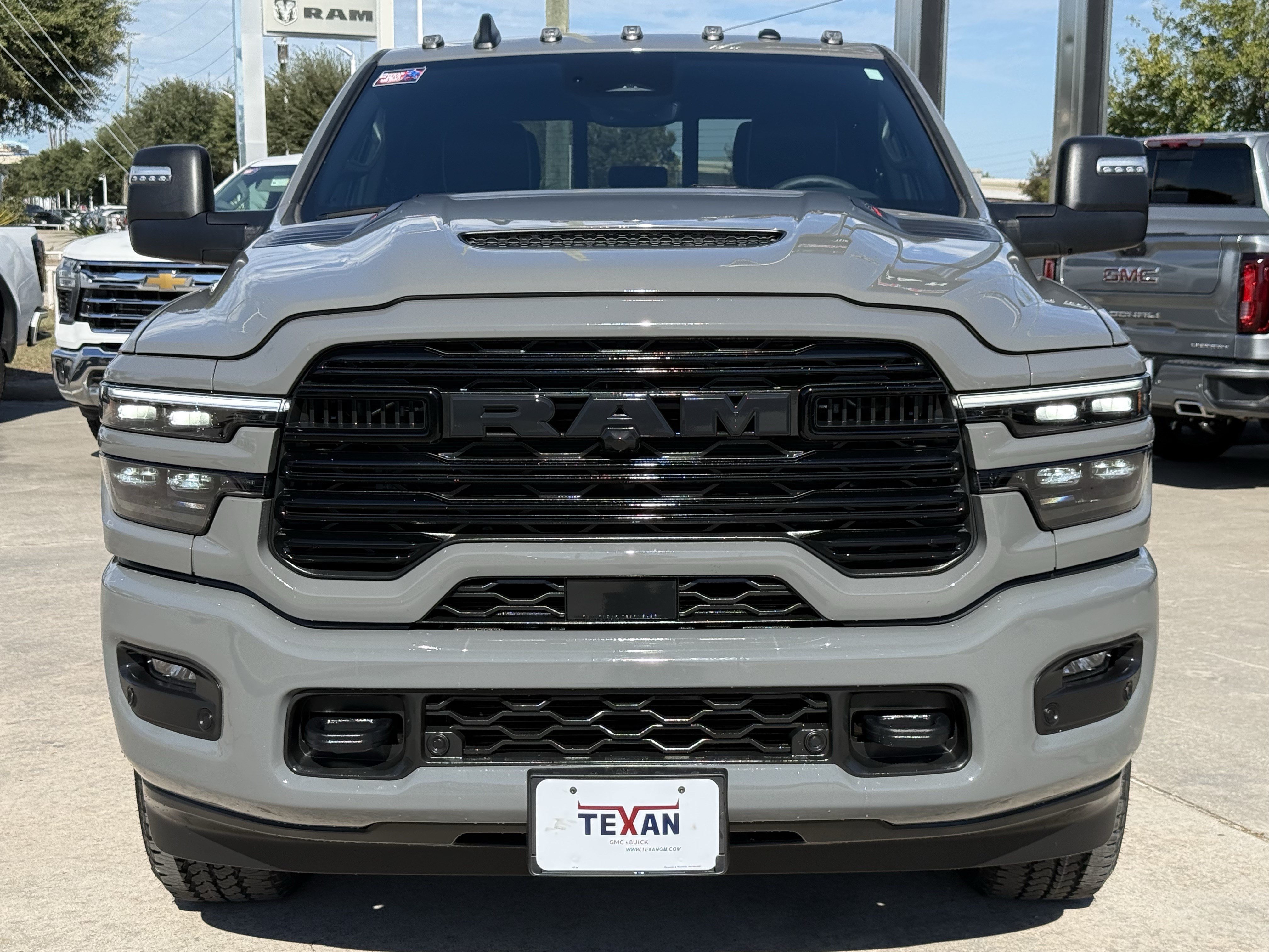 Used 2026 RAM 2500 Laramie w/ Night Edition AWD/4WD image 8