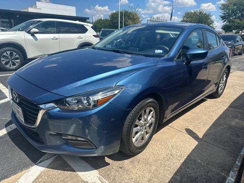 Used 2017 MAZDA MAZDA3 Sport w/ Preferred Equipment Package FWD image 2