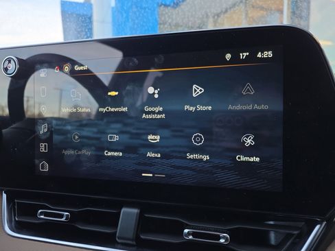 Used 2025 Chevrolet Equinox ACTIV w/ Safety and Technology Package image 26