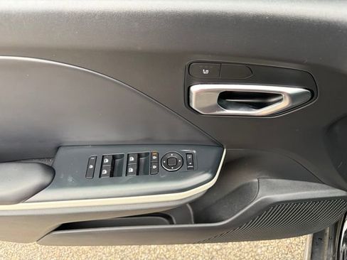 Certified 2025 Kia K4 GT-Line w/ GT-Line Sunroof Package image 30