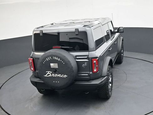 Used 2025 Ford Bronco Badlands image 25