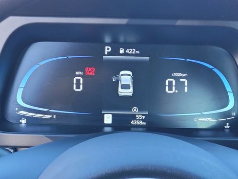 Certified 2025 Hyundai Elantra SE image 29