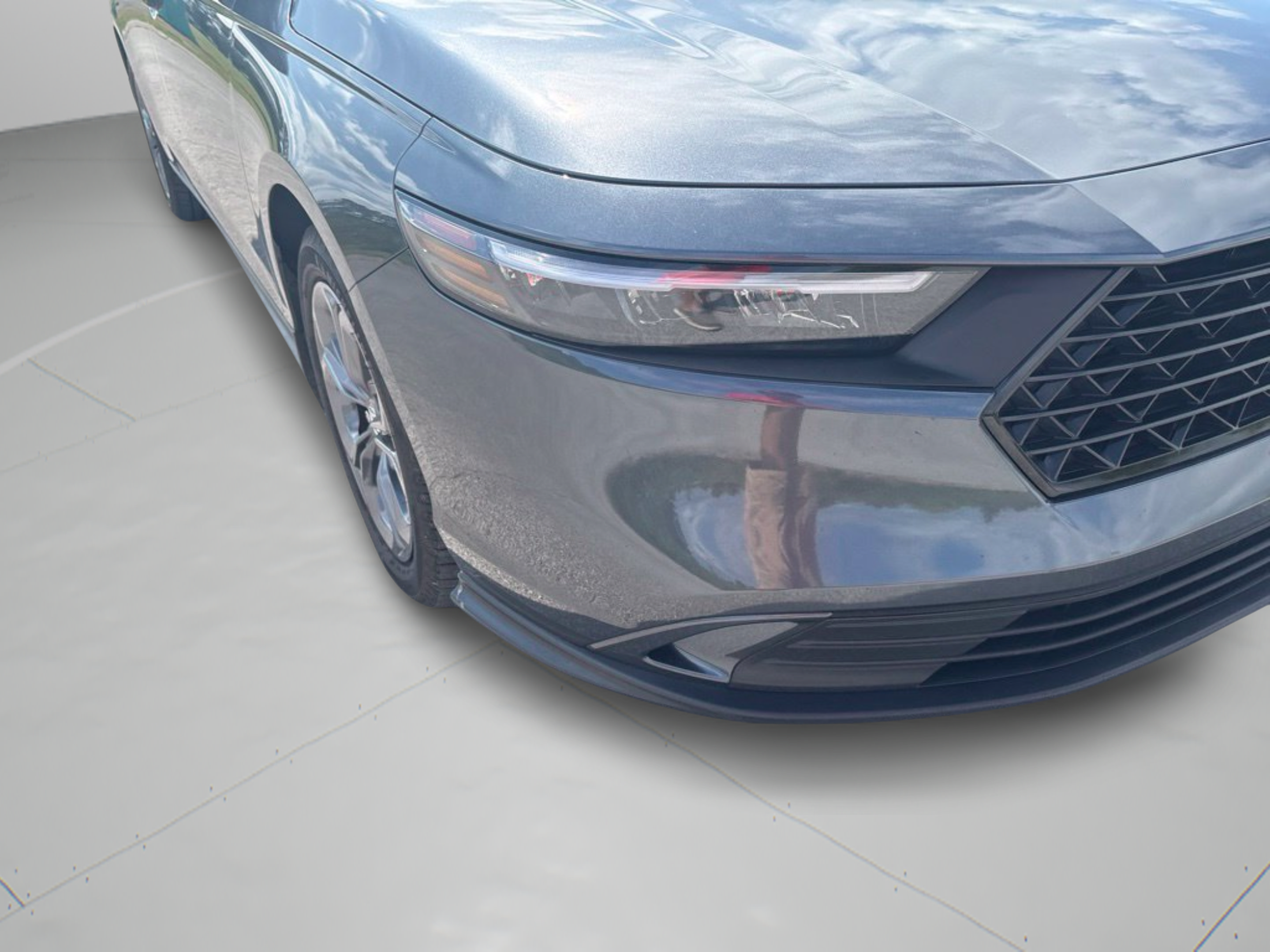 Used 2023 Honda Accord EX image 31
