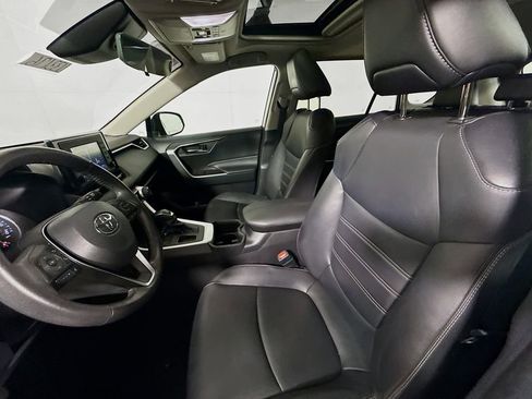 Certified 2022 Toyota RAV4 XLE Premium image 19