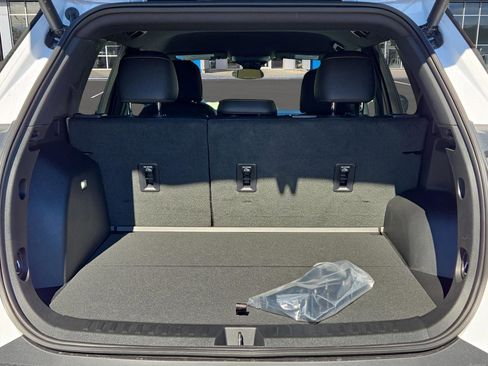 New 2026 Chevrolet Equinox ACTIV image 10