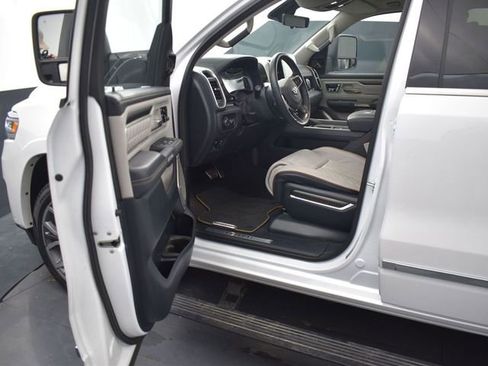 Used 2025 RAM 1500 Tungsten w/ Towing Technology Group image 12