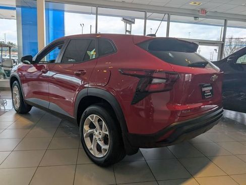 New 2026 Chevrolet Trax LS w/ LS Convenience Package image 5