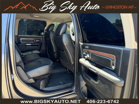 Used 2019 RAM 1500 Laramie w/ Convenience Group AWD/4WD image 23