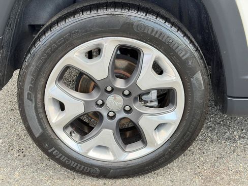 Used 2018 Jeep Compass Limited AWD/4WD image 84